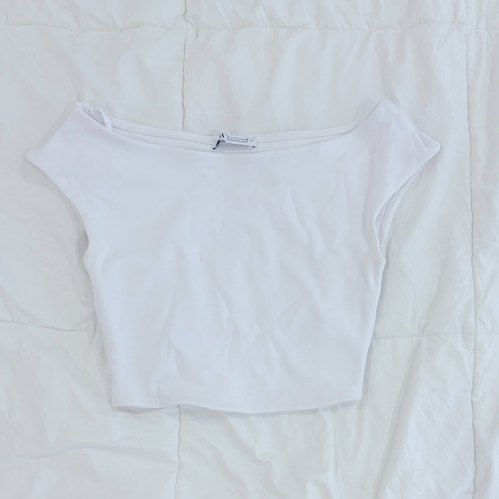 Zara White Off-Shoulder Crop Top